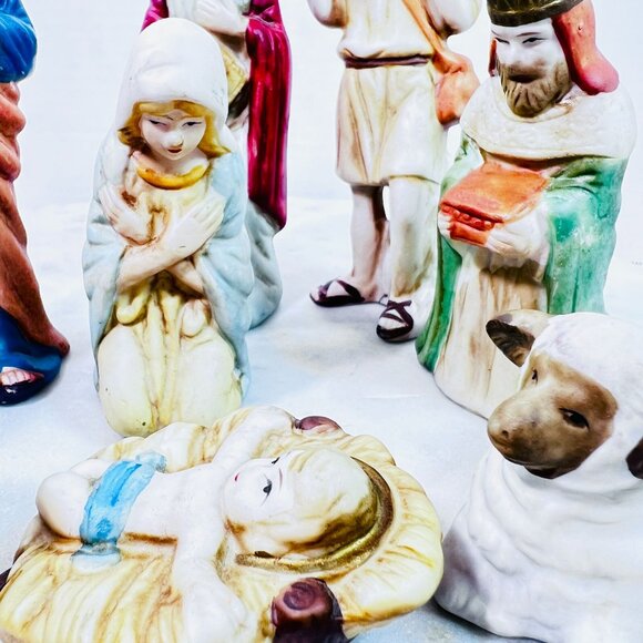 Vintage Hand-Painted Ceramic Nativity Scene Set Of 8 Figurines Holy Family Faith - Picture 3 of 8